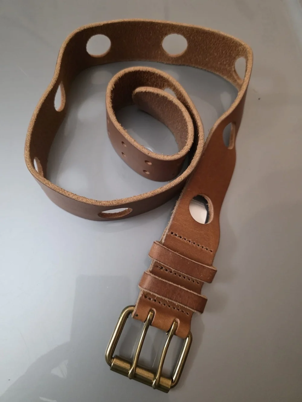 J. Crew Tan Brown Suede Leather Belt with Cutout Detail. Sz M. NWT - Picture 2 of 3